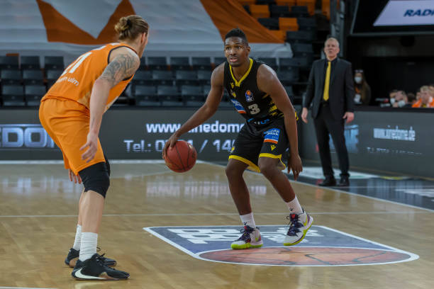 是下一轮比 是下一轮比