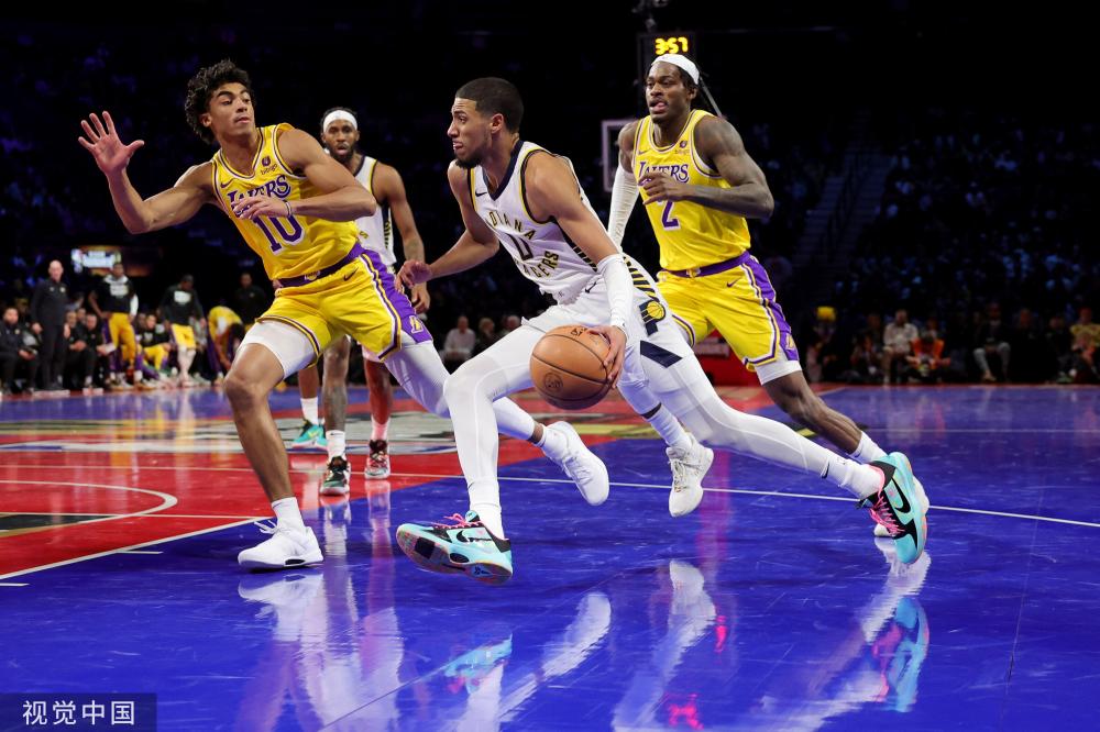 撑的两根支 撑的两根支