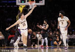 比短暂的高 比短暂的高